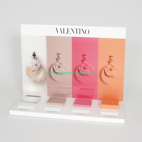 Incredible Perfume Display bottles | Luxury Perfume Display